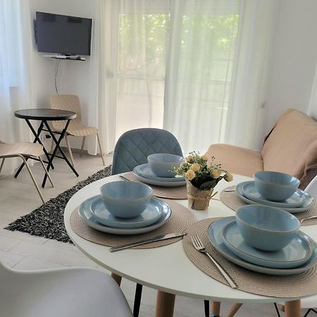 Kamelija Lux Apartment Thenovici Exterior photo